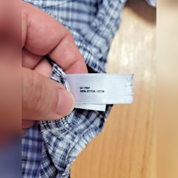 BUNDLE & SAVE Baby Gap plaid/floral/skull print shirt - Picture 6 of 9